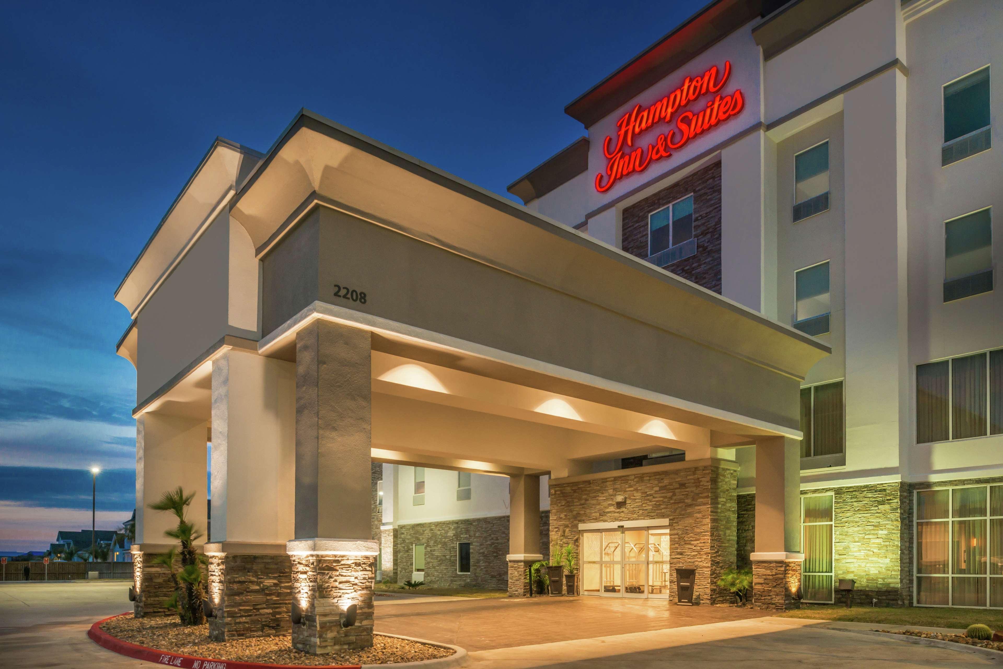 Hampton And Hotel