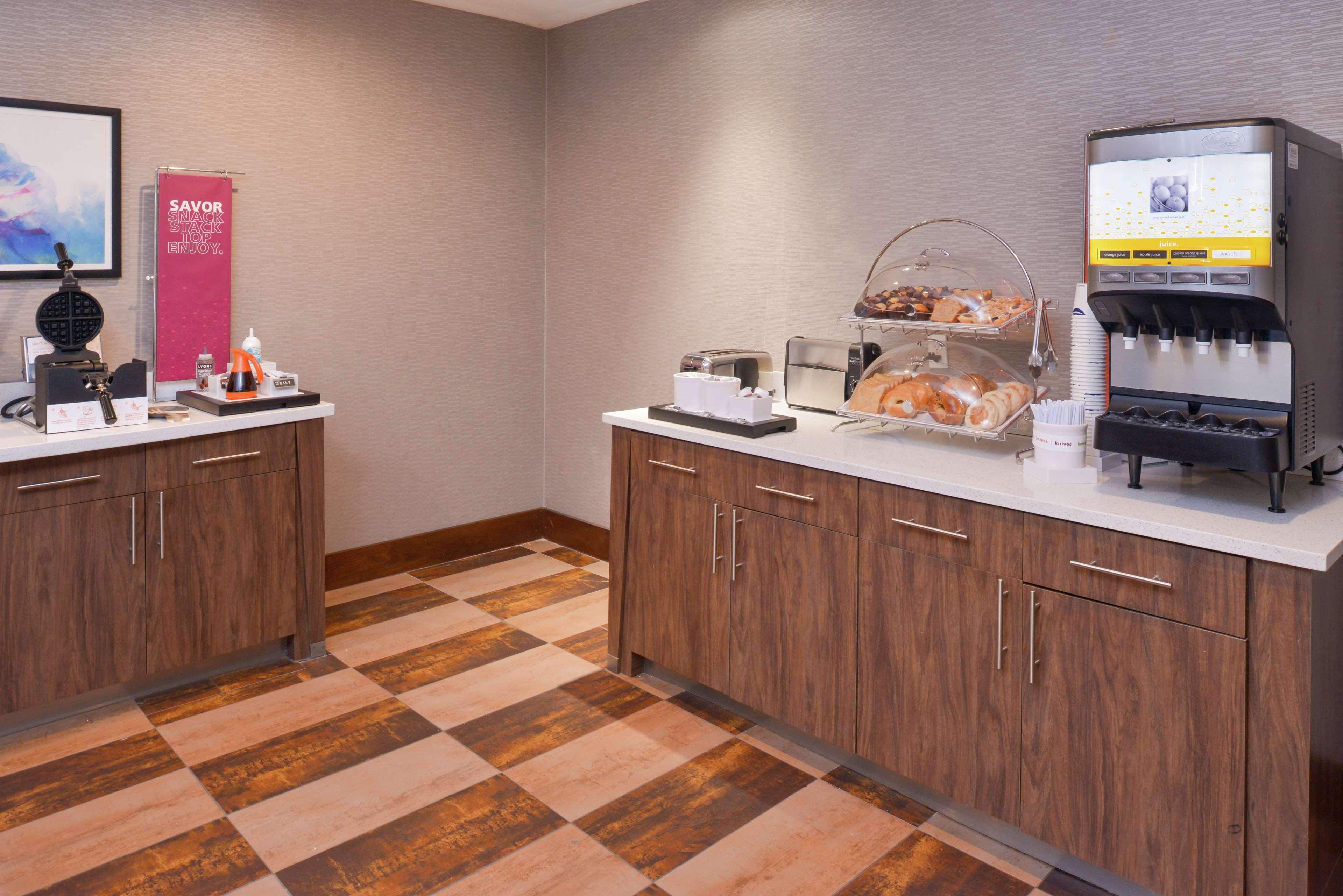 Hotel Hampton And