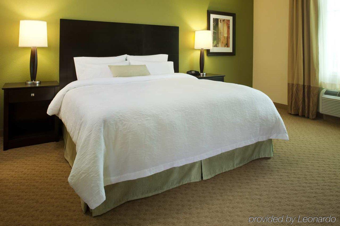 Hampton And Hotel 3*